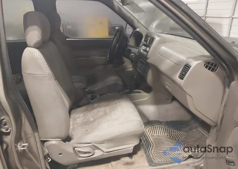 2001 Nissan Frontier Se-V6 from USA, damaged, VIN 1N6ED27T41C359841